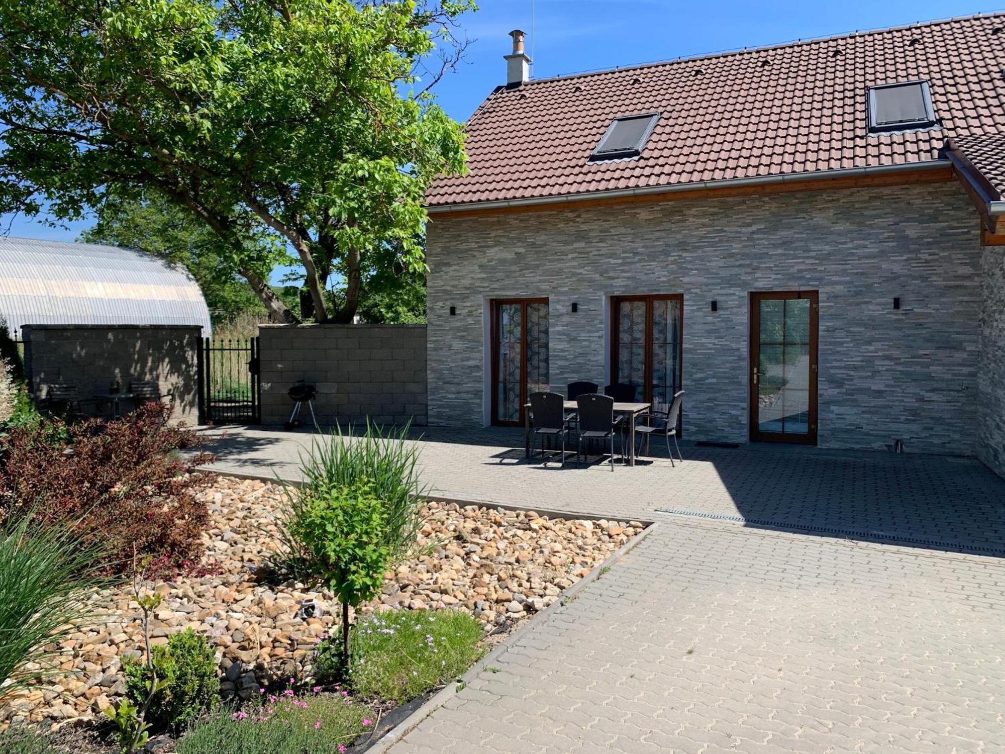 Apartmany U Orecha Bořetice Eksteriør billede